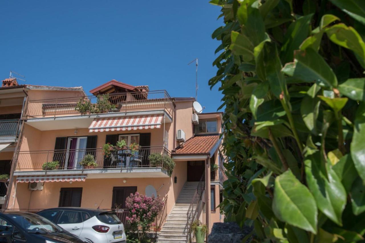 Apartment Gaudeamus ウマグ エクステリア 写真